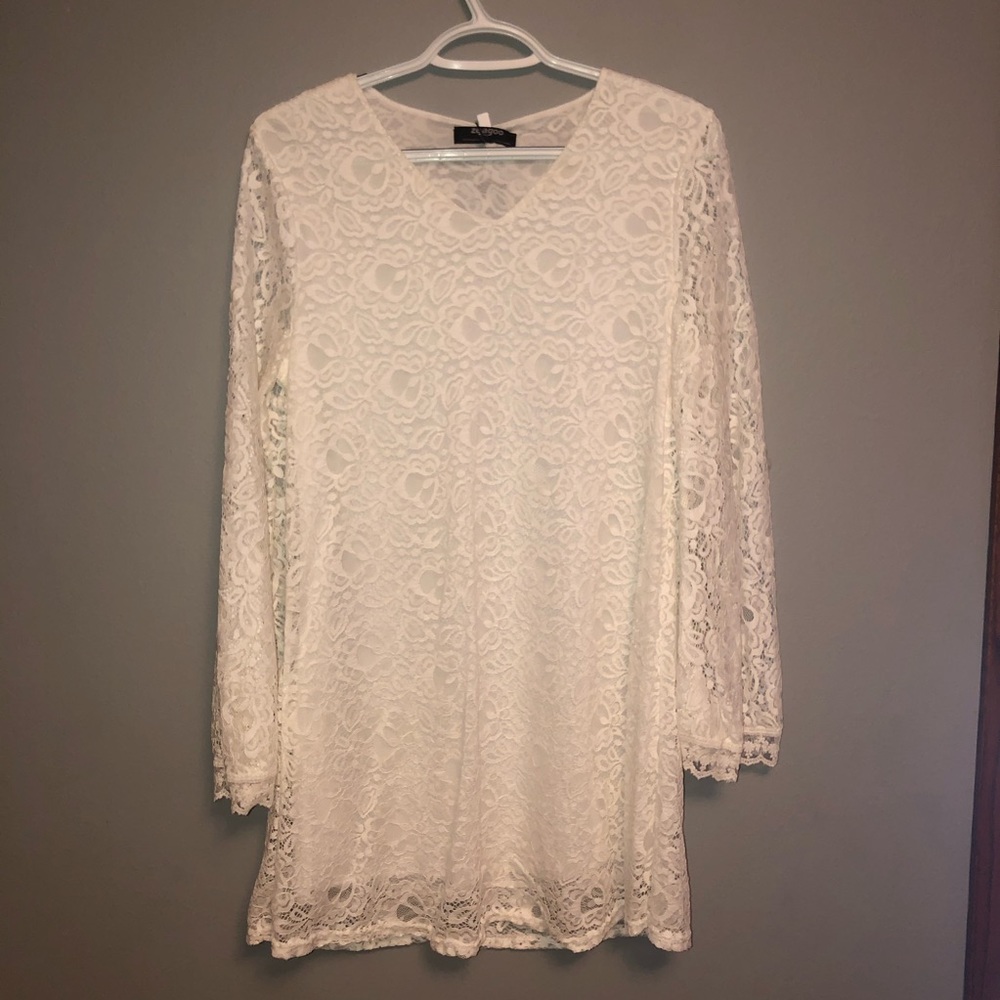 White lace dress